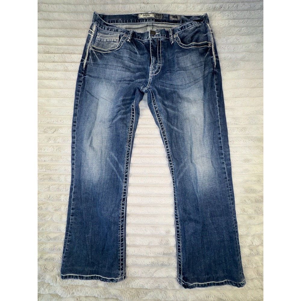 BKE Derek Bootcut Jeans Mens 36R Medium Wash Thick Stitch Denim Blue - Picture 2 of 14